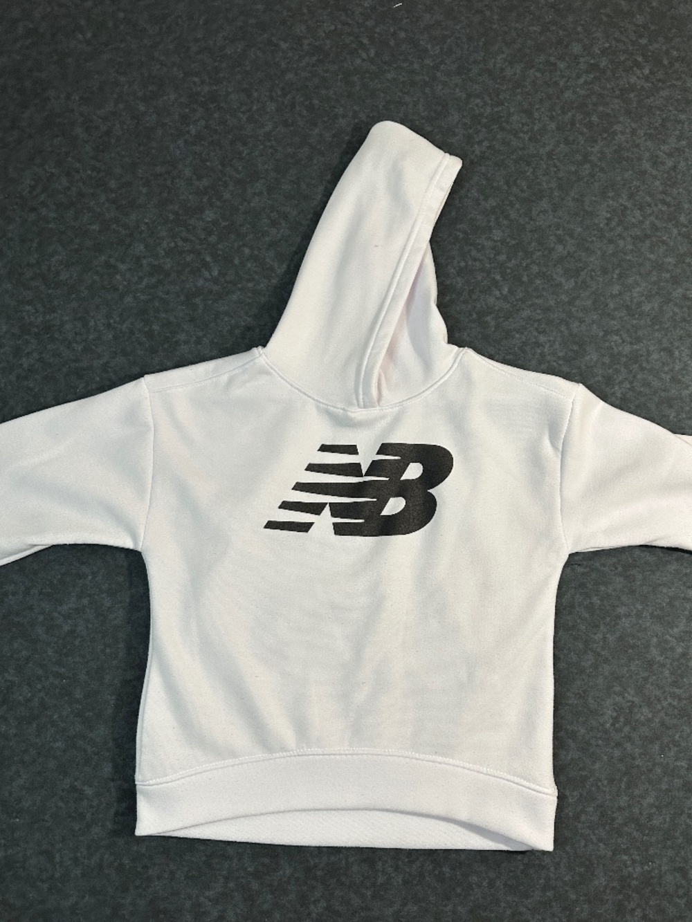 Boys New Balance Logo Hoodie White Size M (10/12)